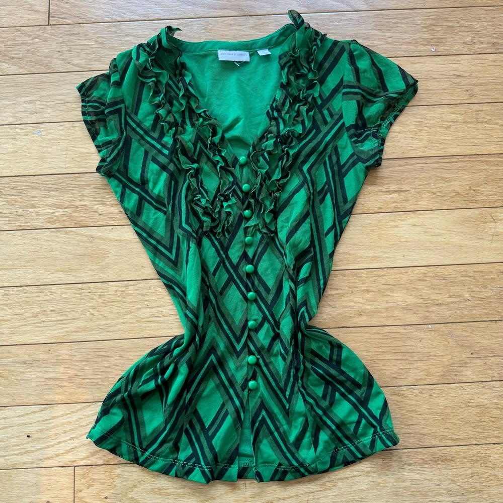 Y2k top Green and black ruffle top with button-up front and ruffled sleeves